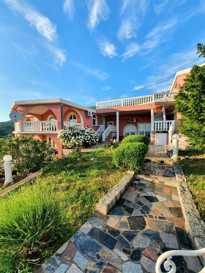 Villa Lilly Cesarica Bagian luar foto