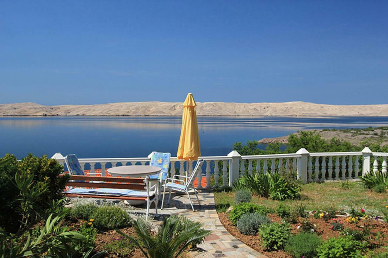 Villa Lilly Cesarica Bagian luar foto