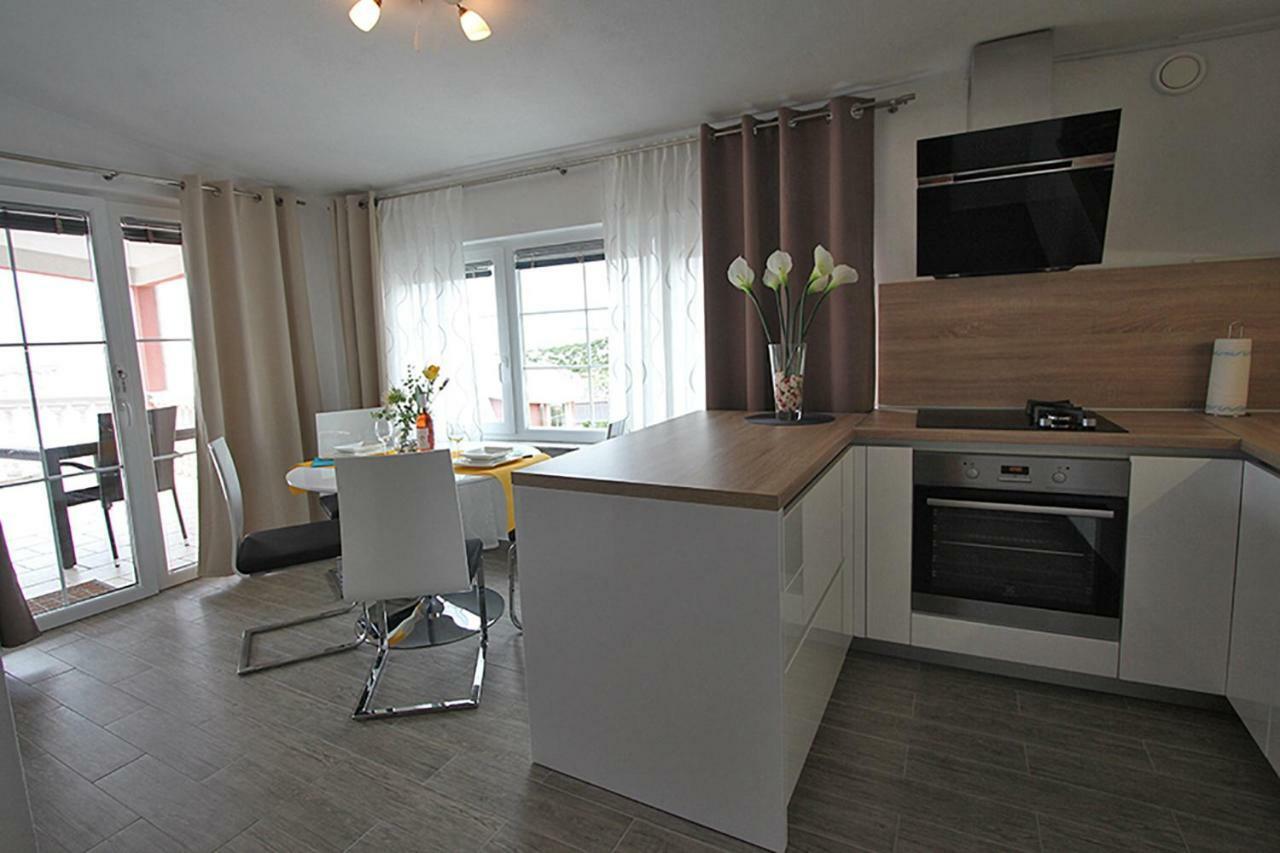 Villa Lilly Cesarica Bagian luar foto